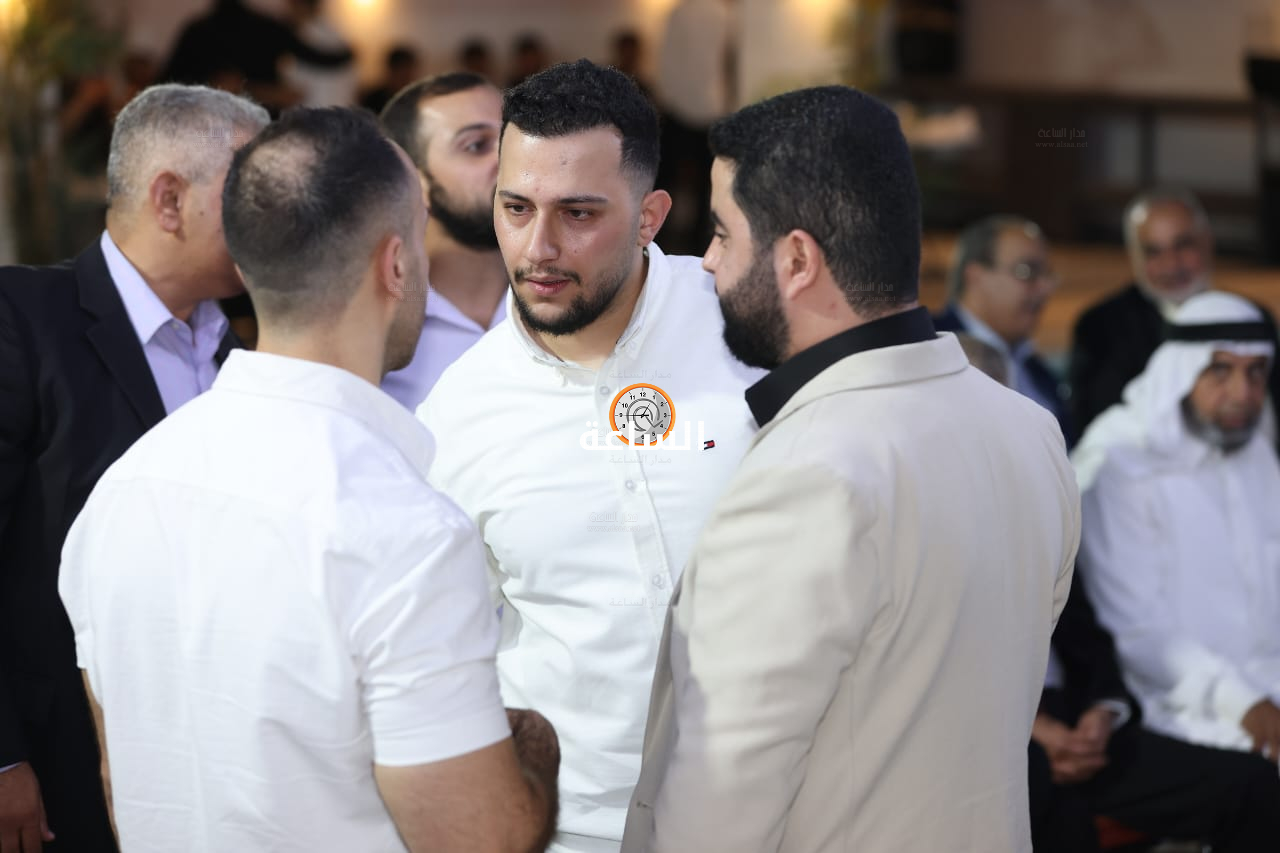 Madar Al-Saa Images 0.4157412723915678