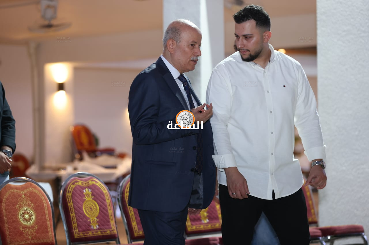 Madar Al-Saa Images 0.3242321880294792