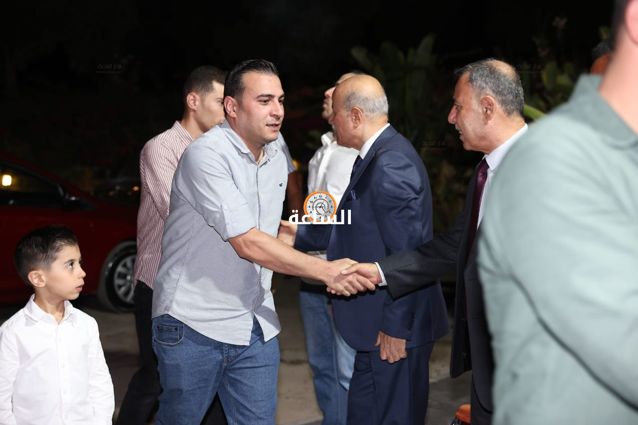 Madar Al-Saa Images 0.6638011322583379