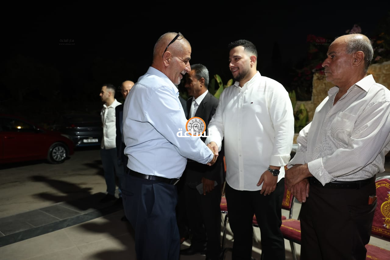 Madar Al-Saa Images 0.8940117344749875