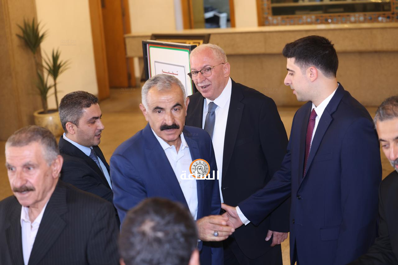 Madar Al-Saa Images 0.29082381608662755
