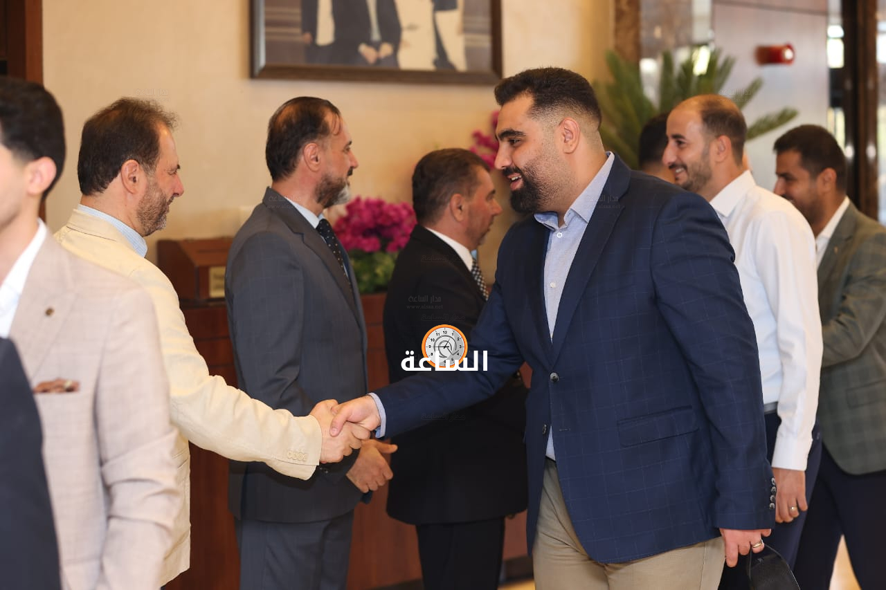 Madar Al-Saa Images 0.9540353498044345