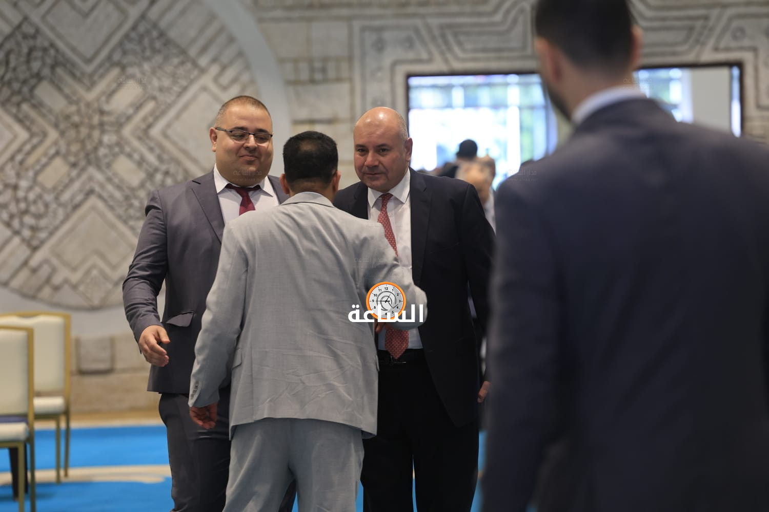 Madar Al-Saa Images 0.14917519453716632