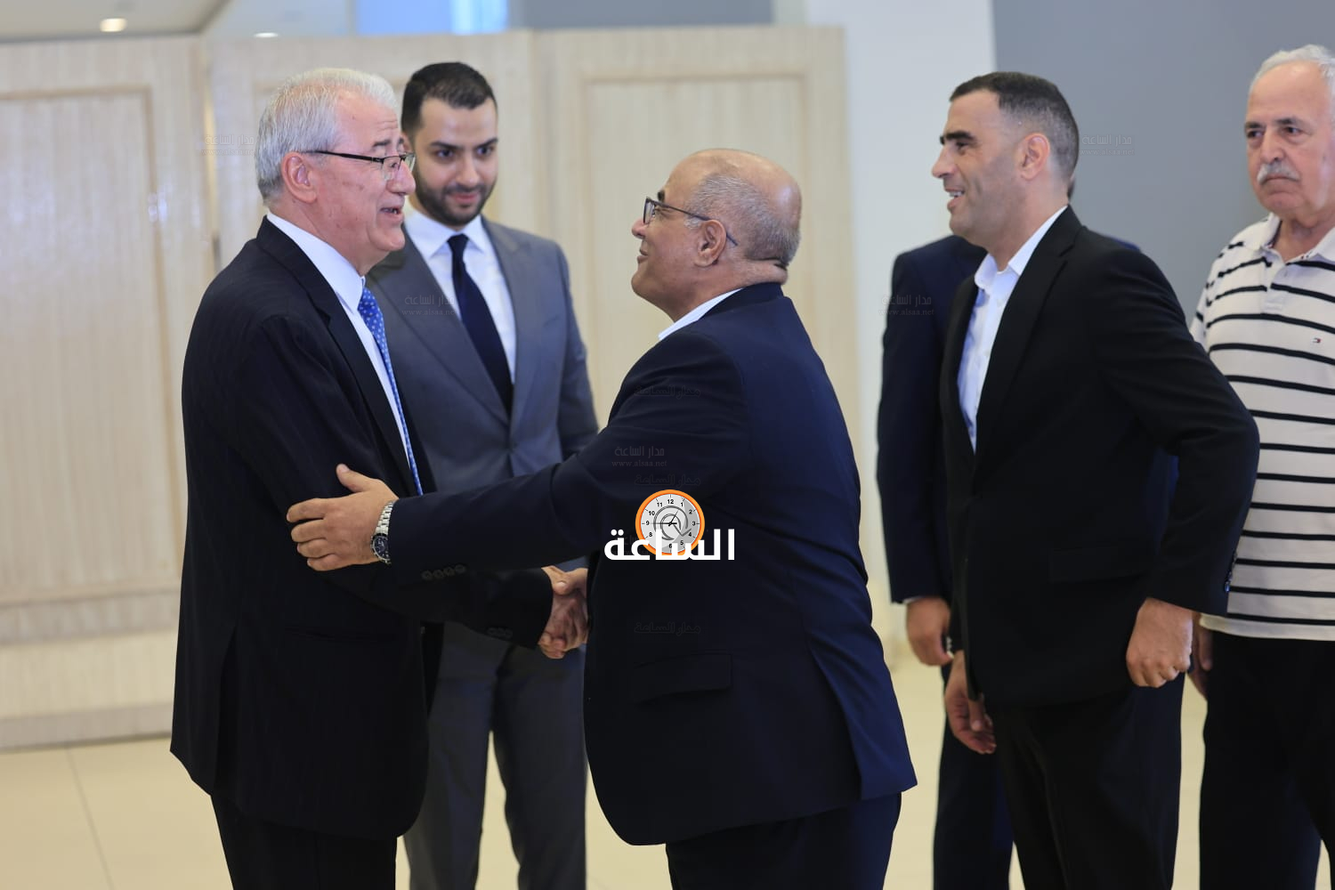 Madar Al-Saa Images 0.13774488456635603