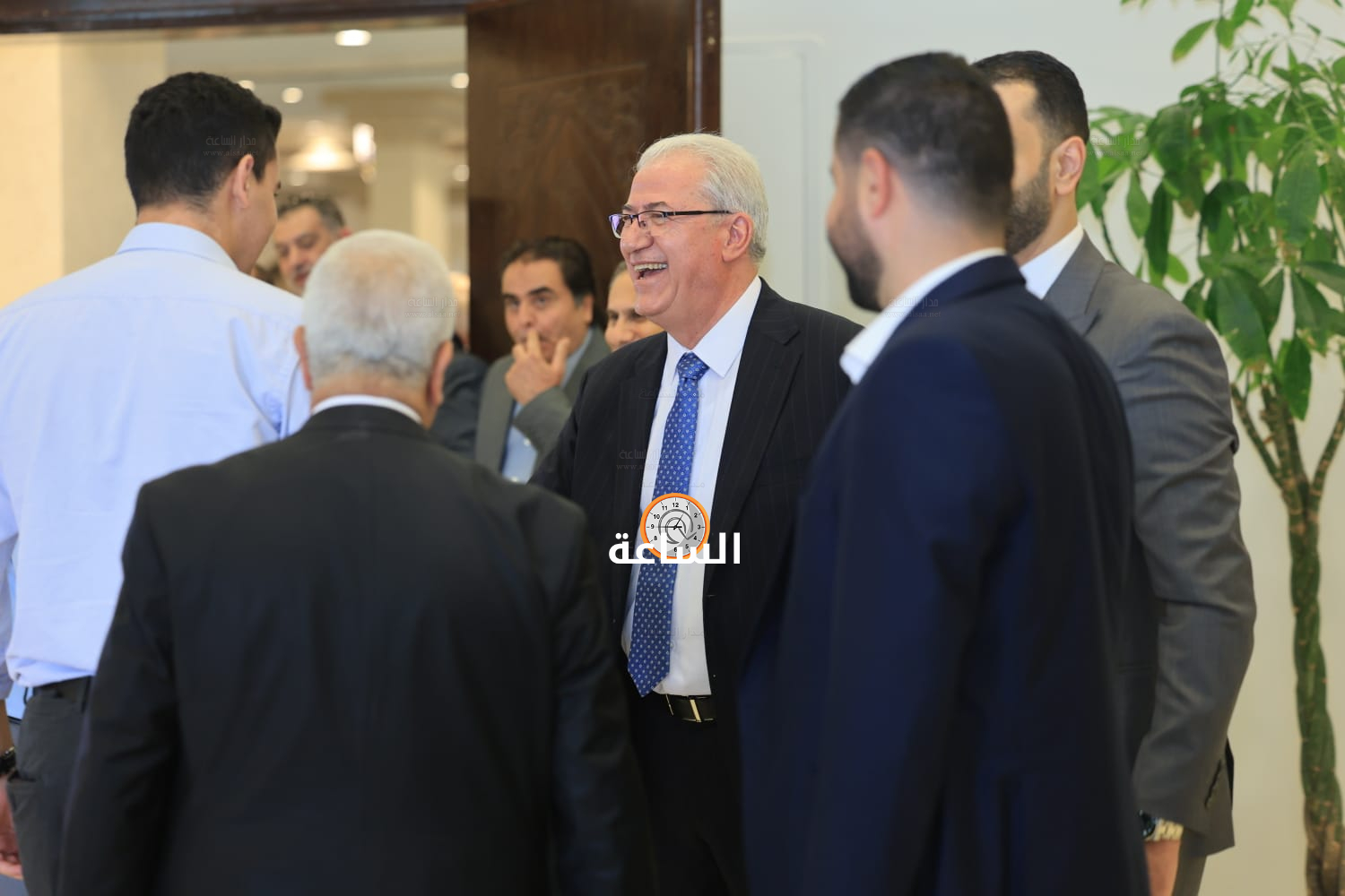 Madar Al-Saa Images 0.8968773288361828