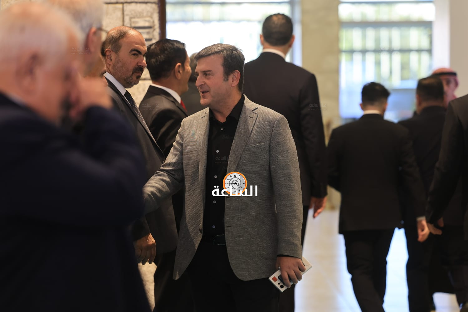 Madar Al-Saa Images 0.6384473427180594