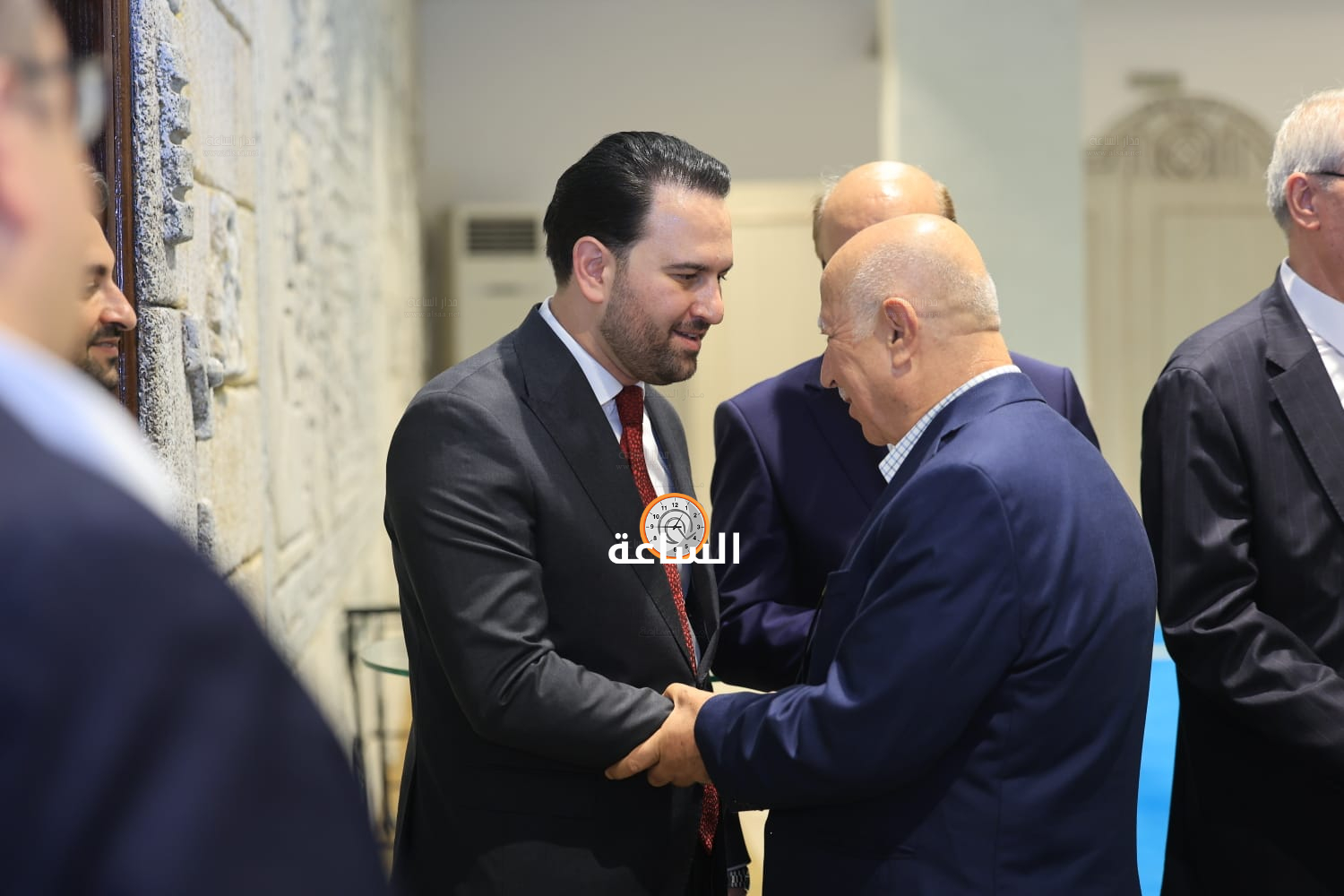 Madar Al-Saa Images 0.8207228707374716