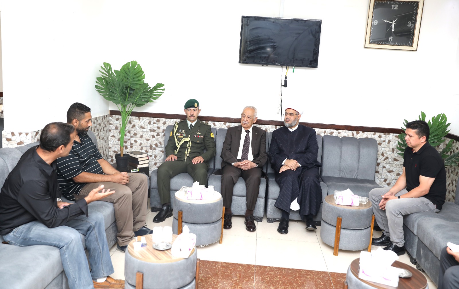Madar Al-Saa Images 0.22731441418209652