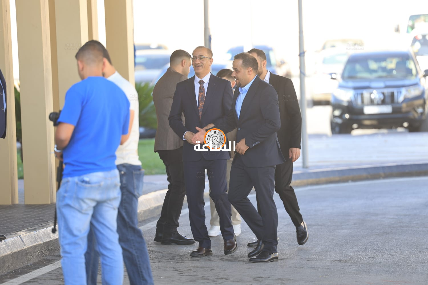Madar Al-Saa Images 0.46105799841451