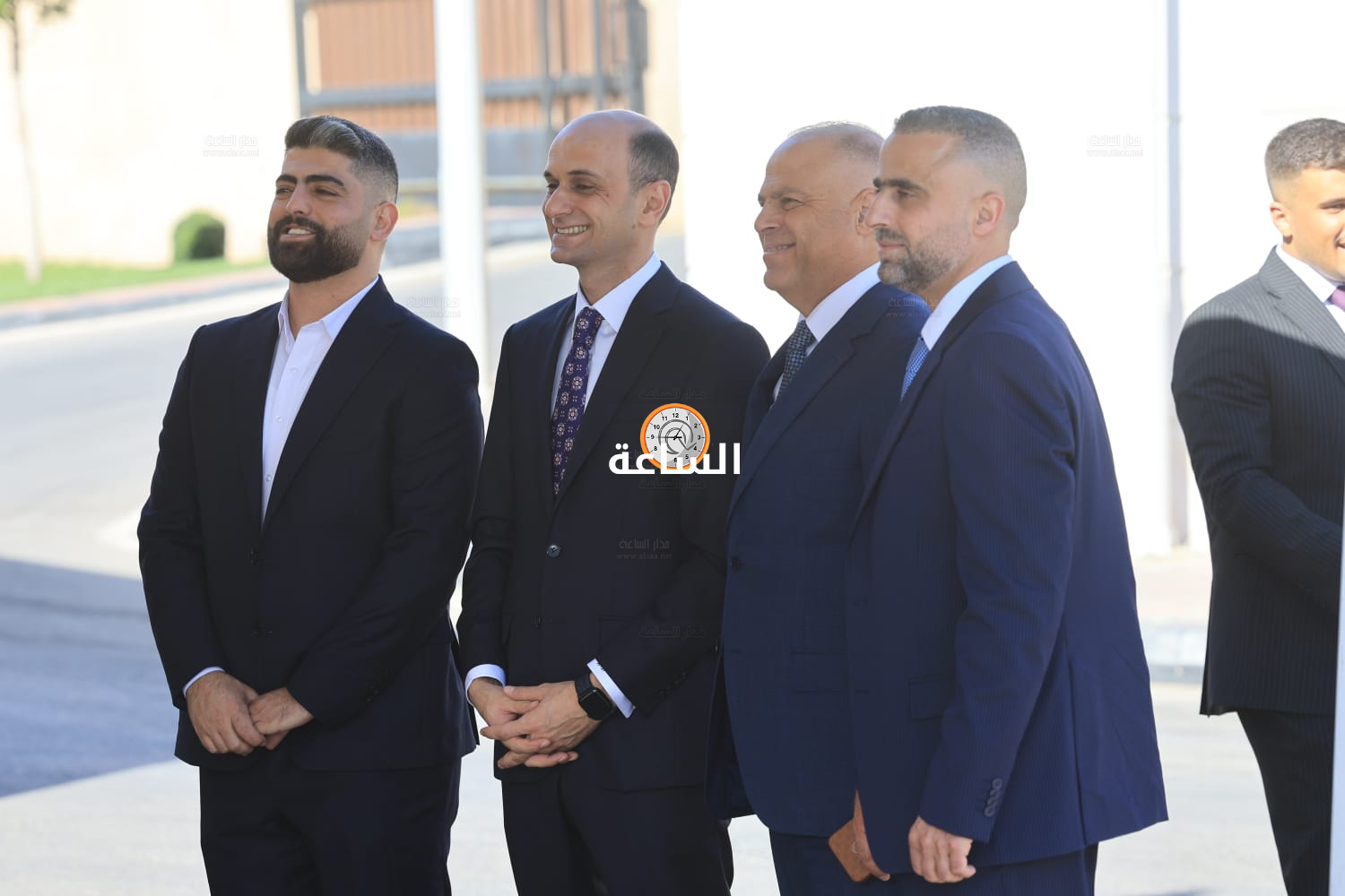 Madar Al-Saa Images 0.8994888119081544