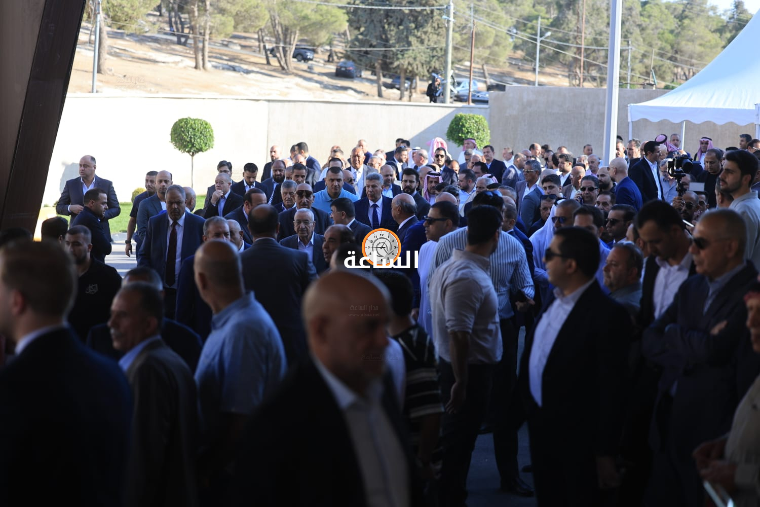 Madar Al-Saa Images 0.47339273553752026