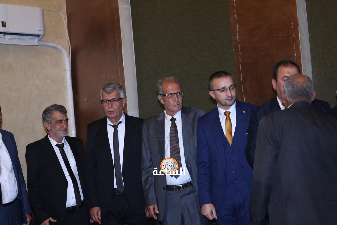 Madar Al-Saa Images 0.41188154239686203