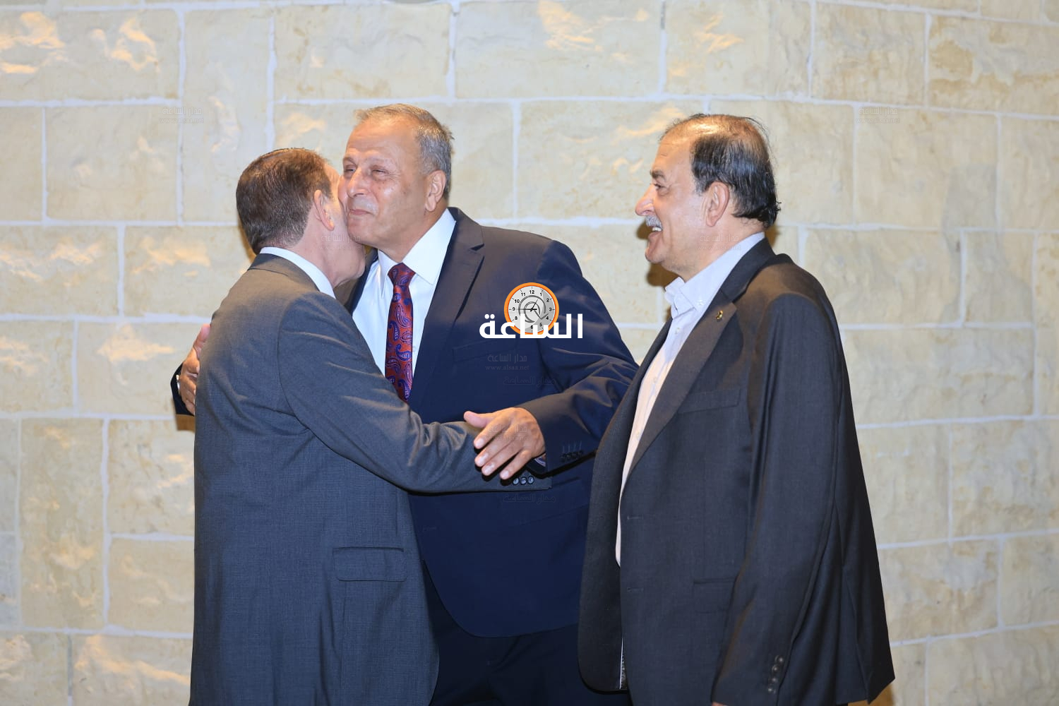 Madar Al-Saa Images 0.5853225260303496