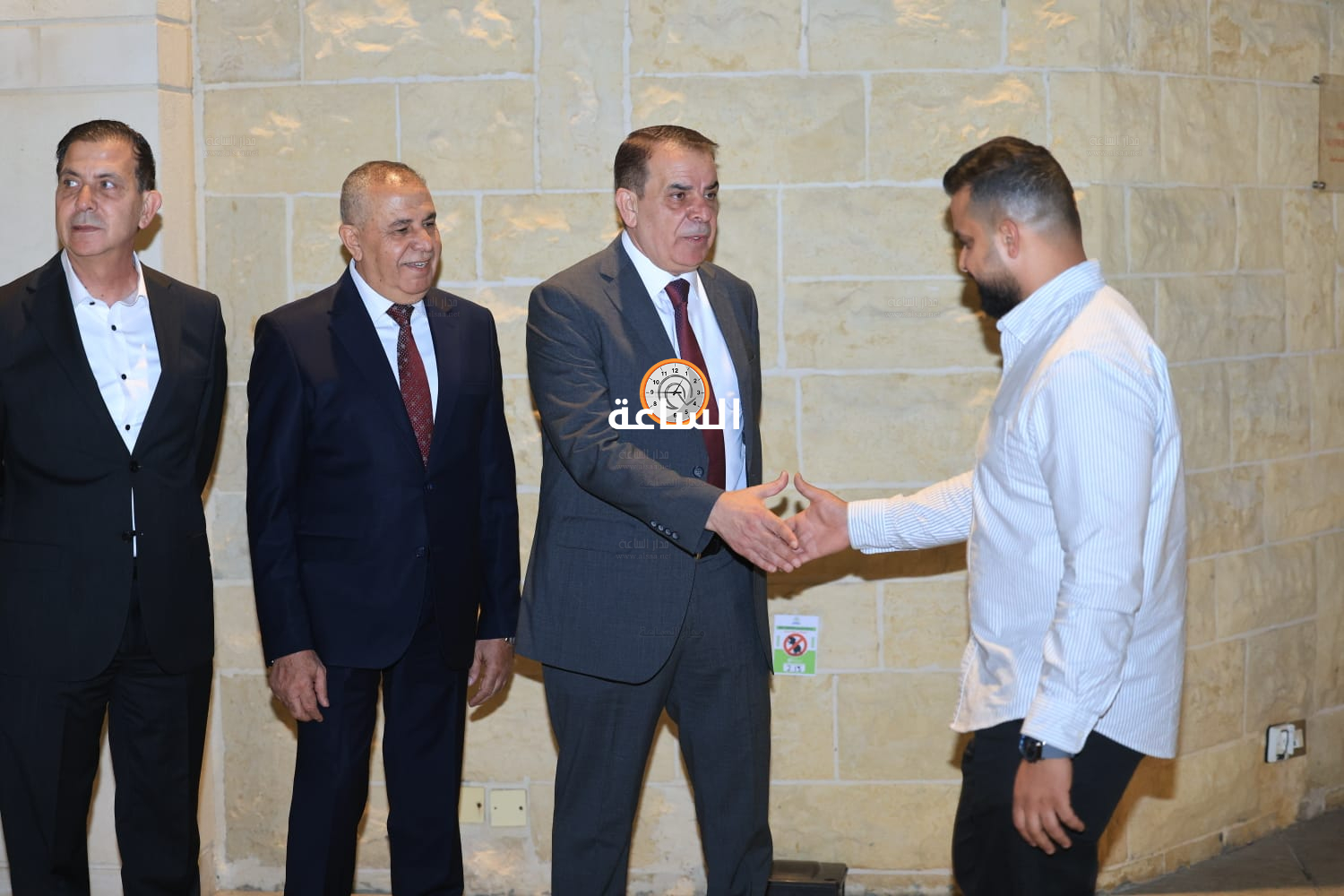 Madar Al-Saa Images 0.7730517554142894