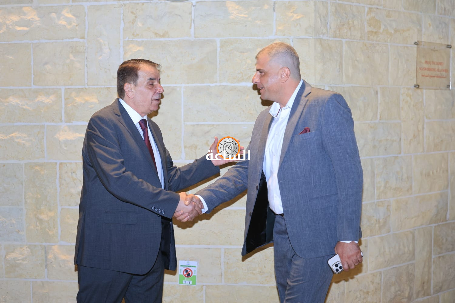 Madar Al-Saa Images 0.22814726318006362
