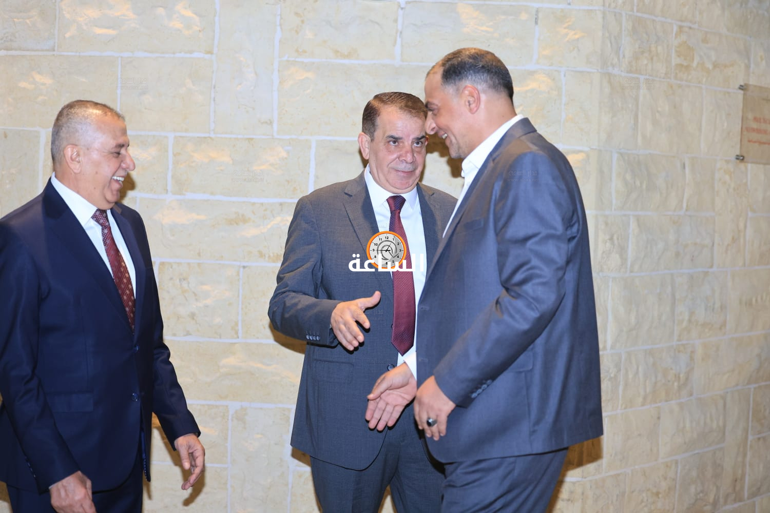 Madar Al-Saa Images 0.8257449809608419