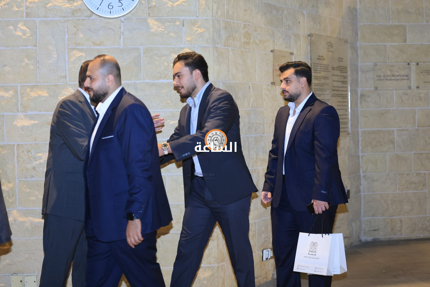 Madar Al-Saa Images 0.19965634645489894