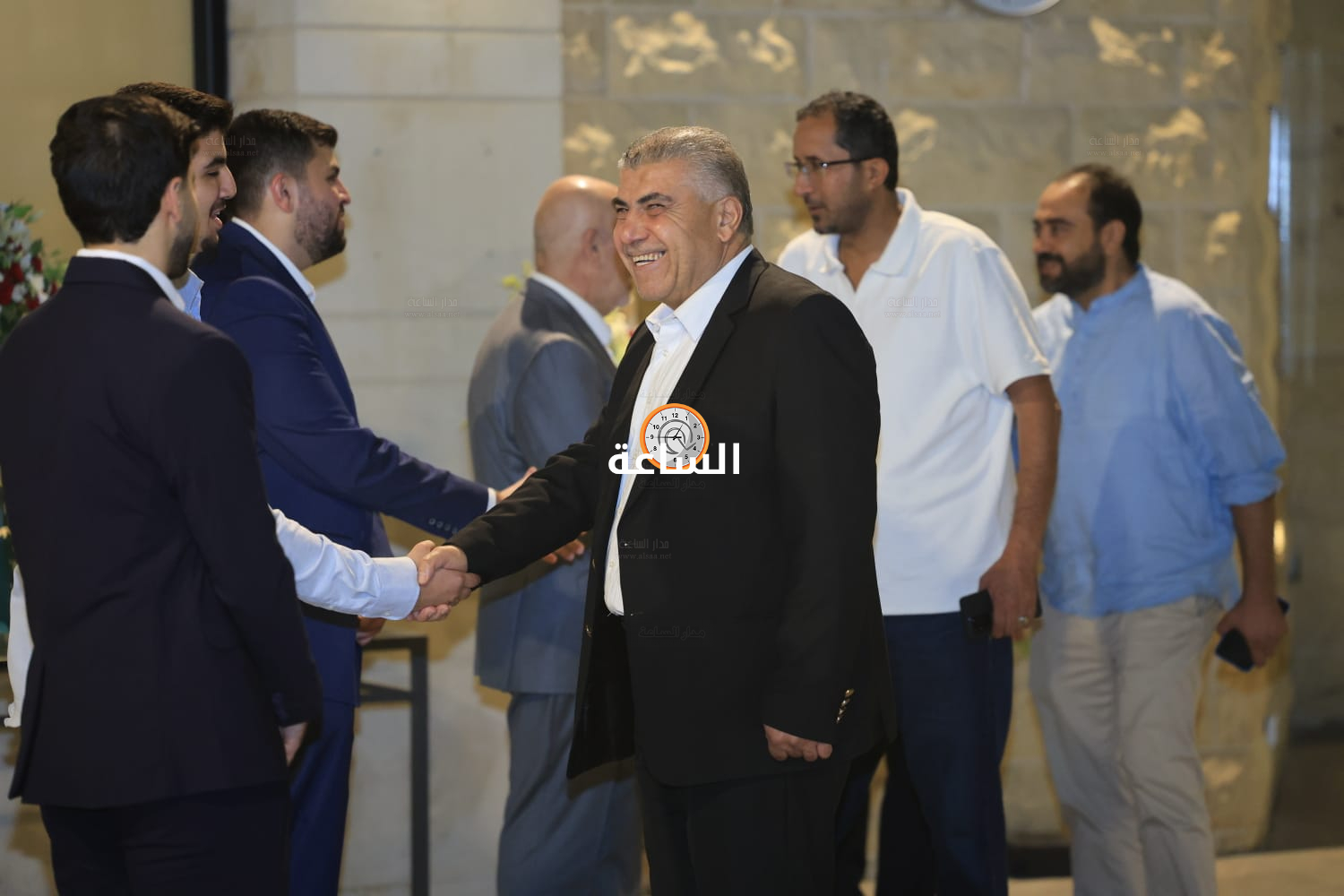 Madar Al-Saa Images 0.04551132409190195