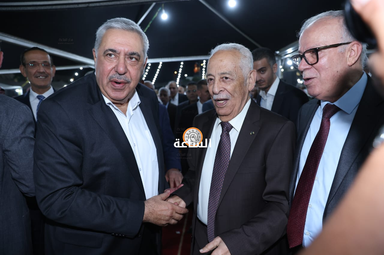 Madar Al-Saa Images 0.4445274174000792