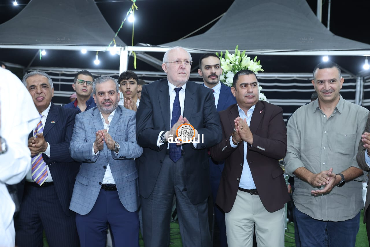 Madar Al-Saa Images 0.03975184460880776