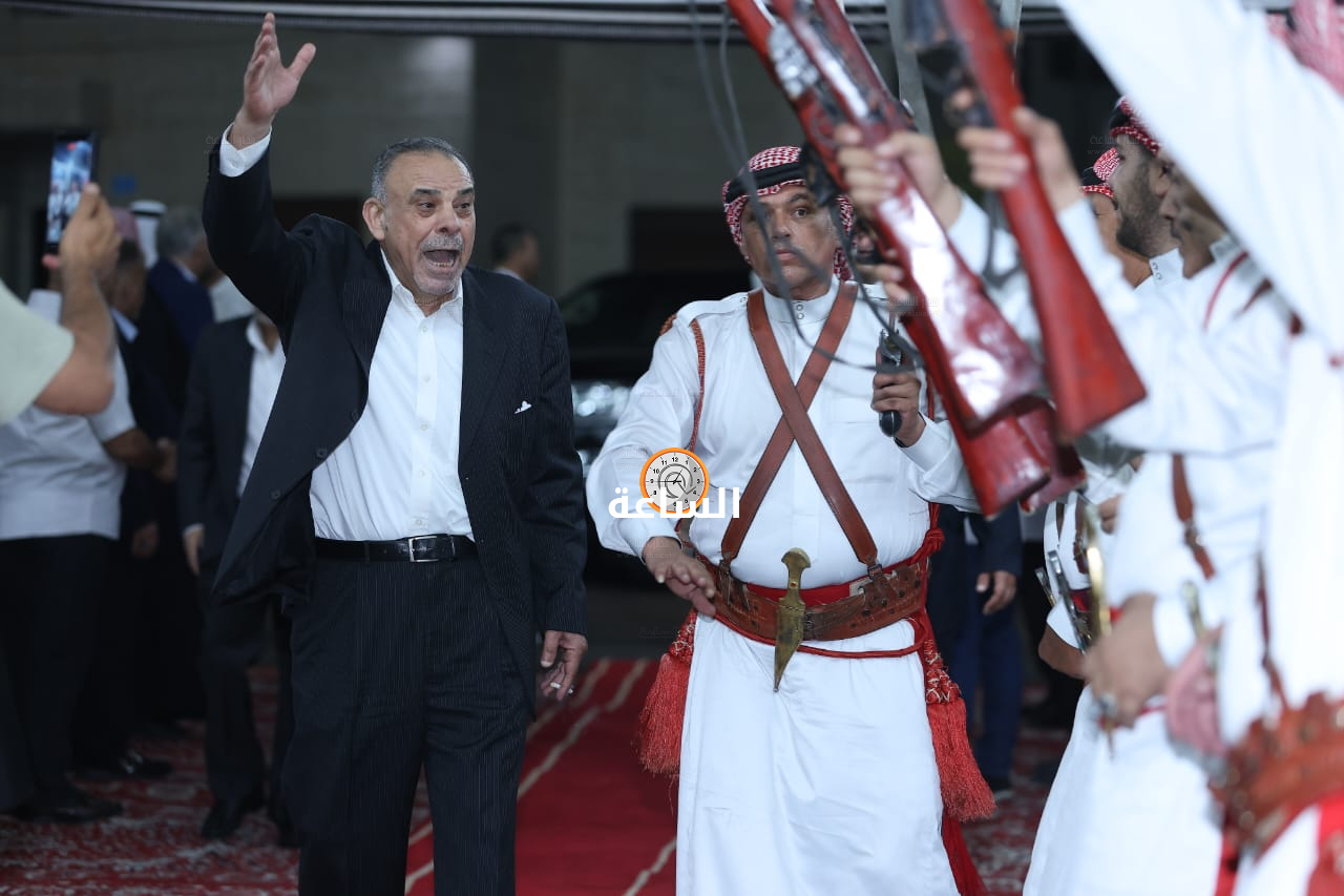 Madar Al-Saa Images 0.6469476082425476