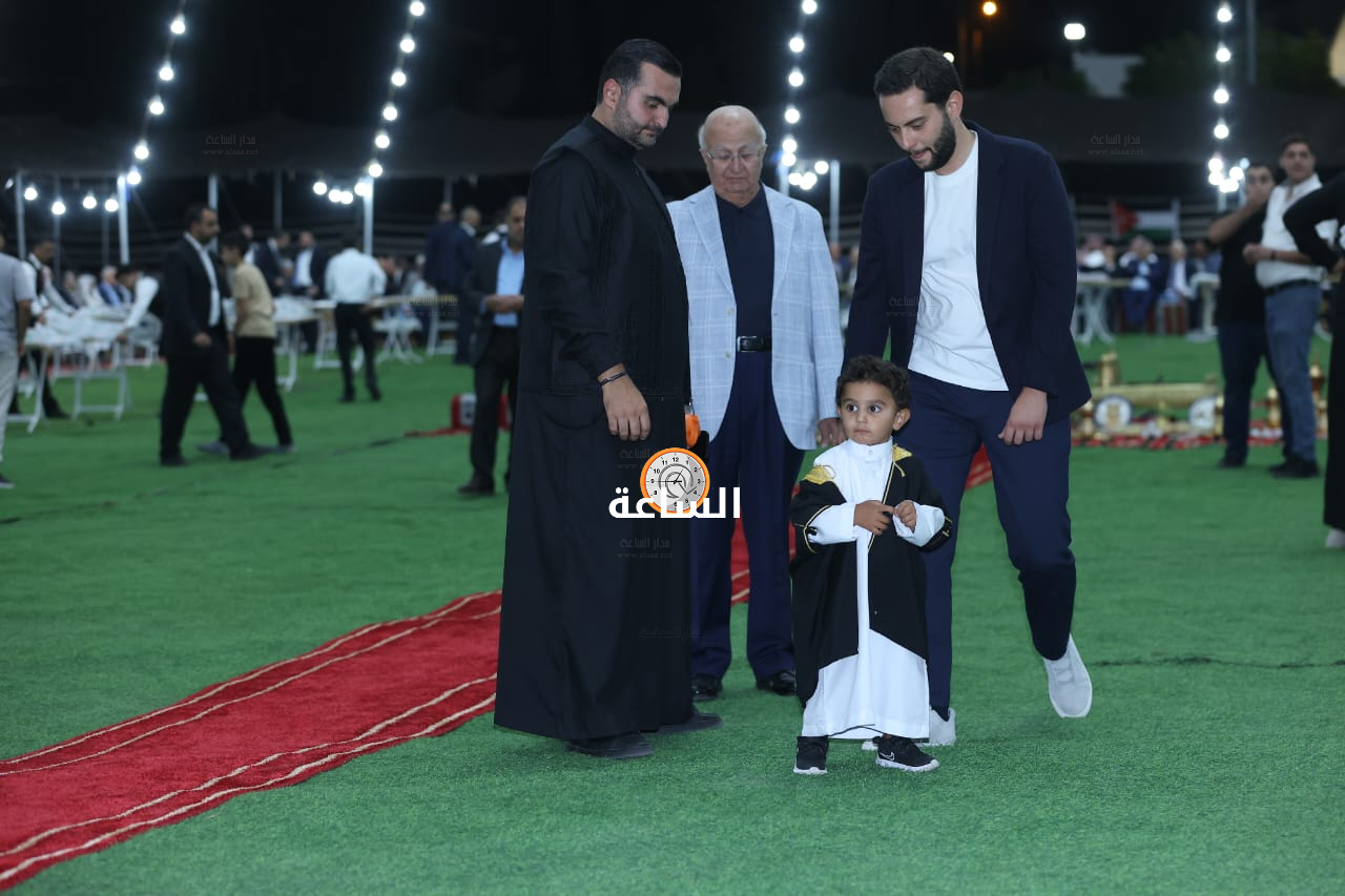 Madar Al-Saa Images 0.08486314035158116