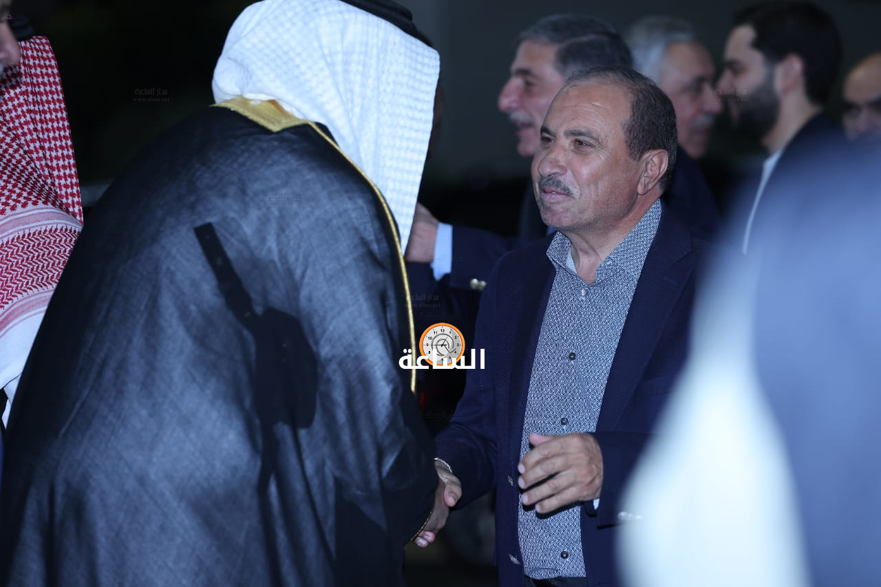 Madar Al-Saa Images 0.8890389622421349