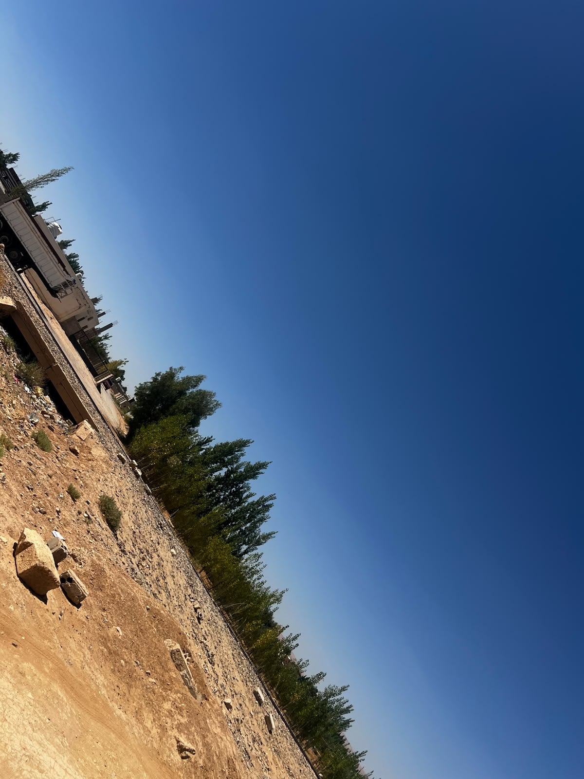 Madar Al-Saa Images 0.6091151753763413