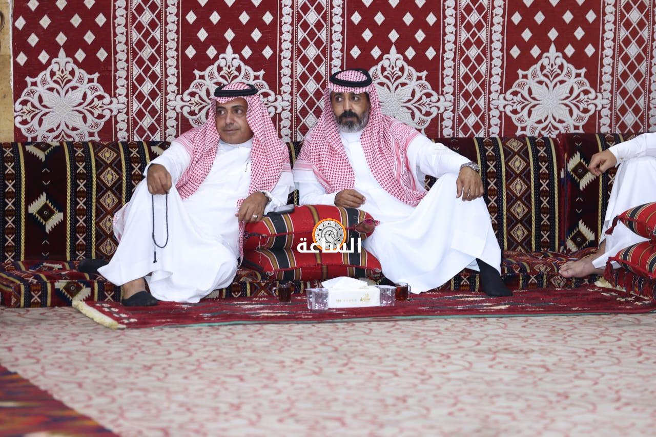 Madar Al-Saa Images 0.4058276739251081