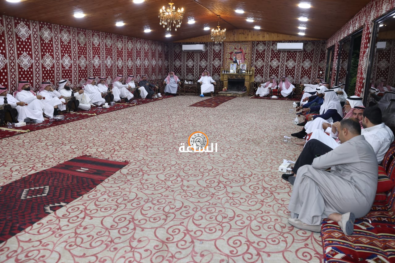 Madar Al-Saa Images 0.2520405834604482