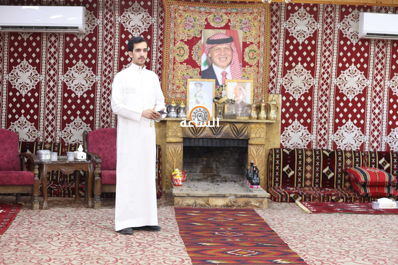 Madar Al-Saa Images 0.23410477016091902