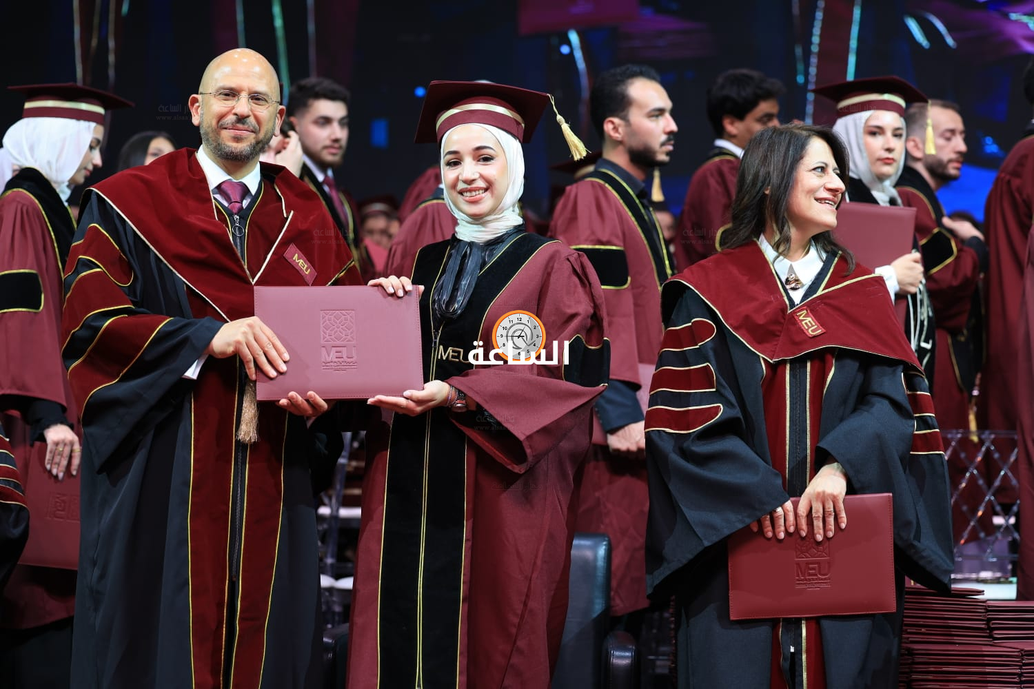 Madar Al-Saa Images 0.8669907176686711
