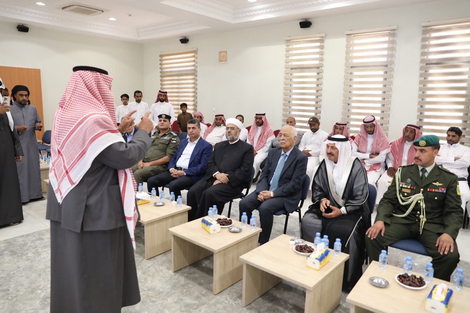 Madar Al-Saa Images 0.1410308318145298