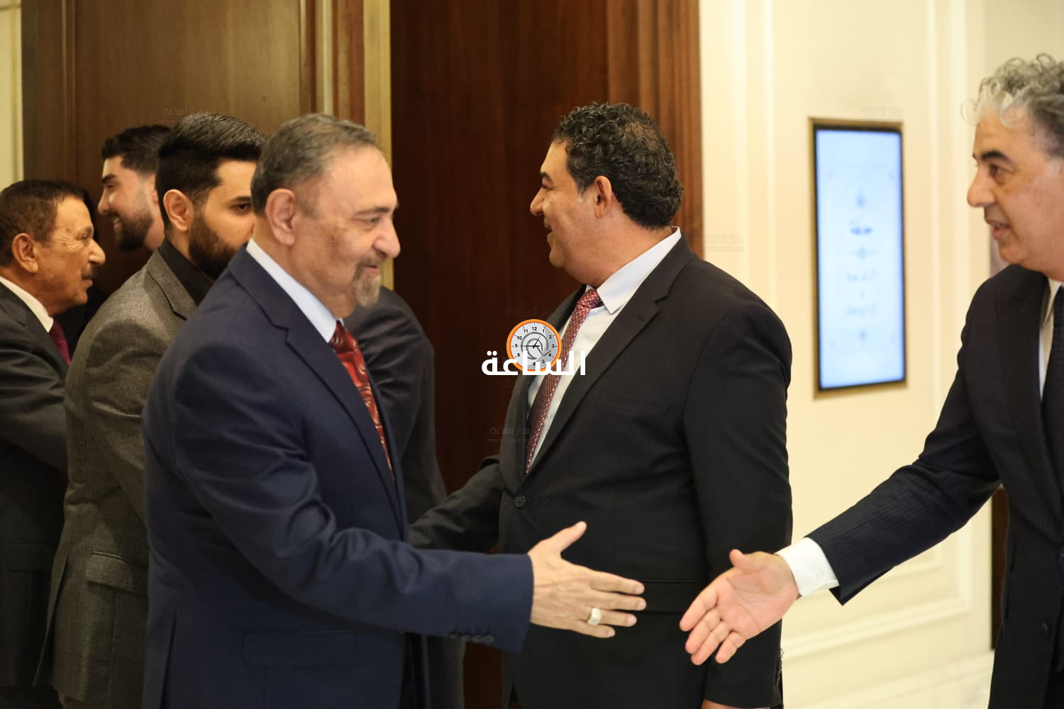 Madar Al-Saa Images 0.37218139580474996