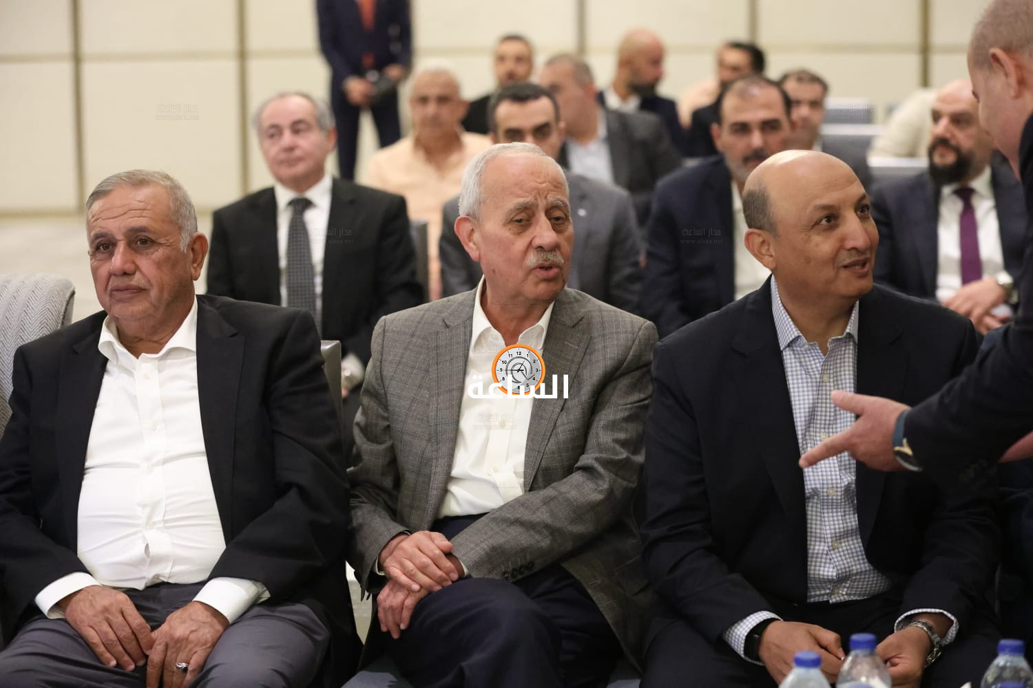 Madar Al-Saa Images 0.2526222594992892