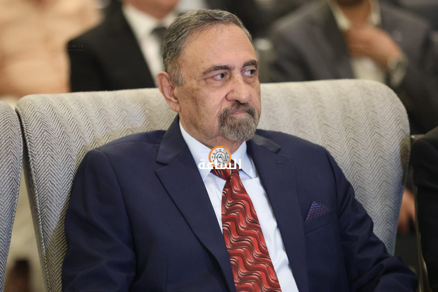 Madar Al-Saa Images 0.6077185939357446