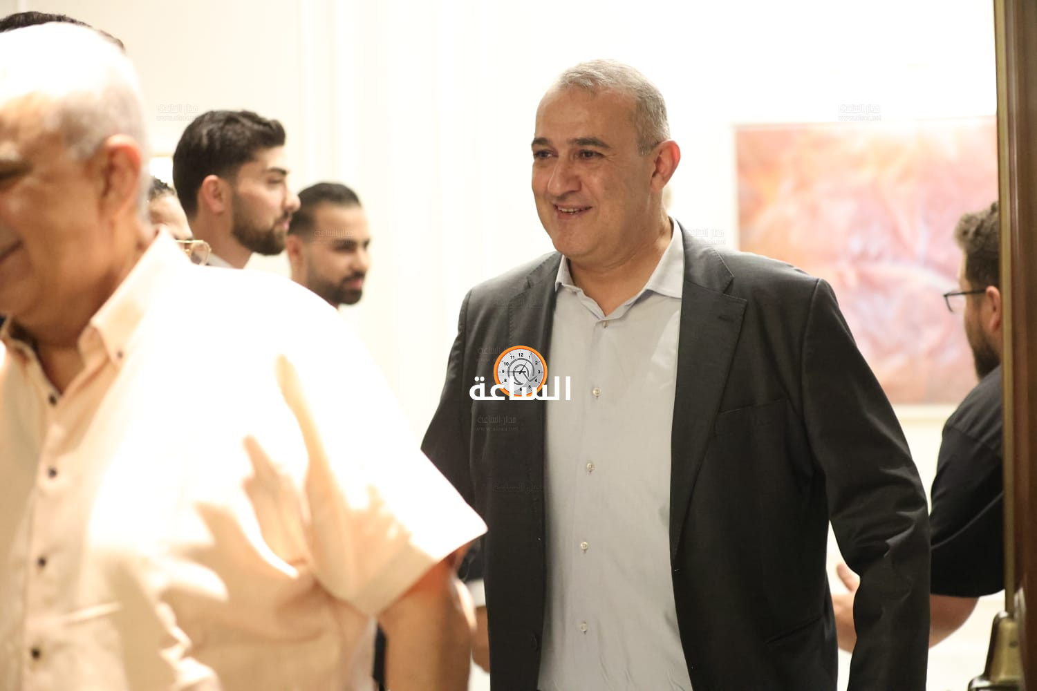 Madar Al-Saa Images 0.7671400568500631
