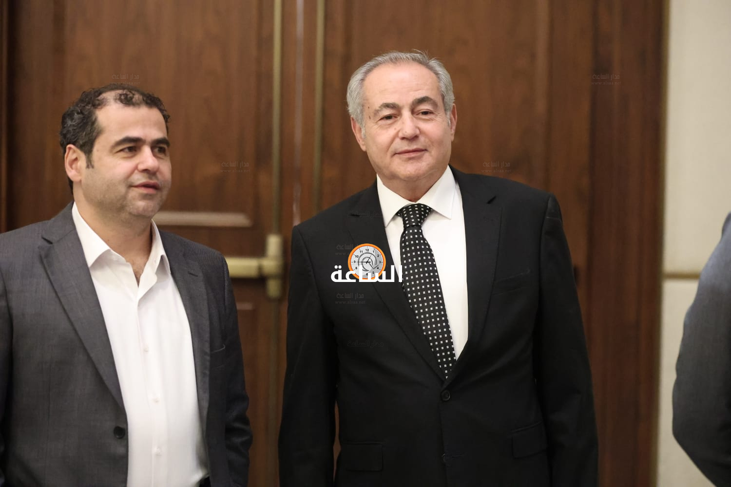 Madar Al-Saa Images 0.4130768281723036