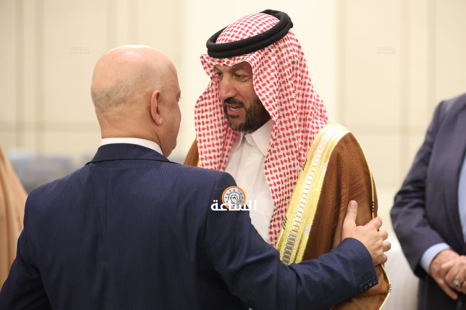Madar Al-Saa Images 0.131782811471589
