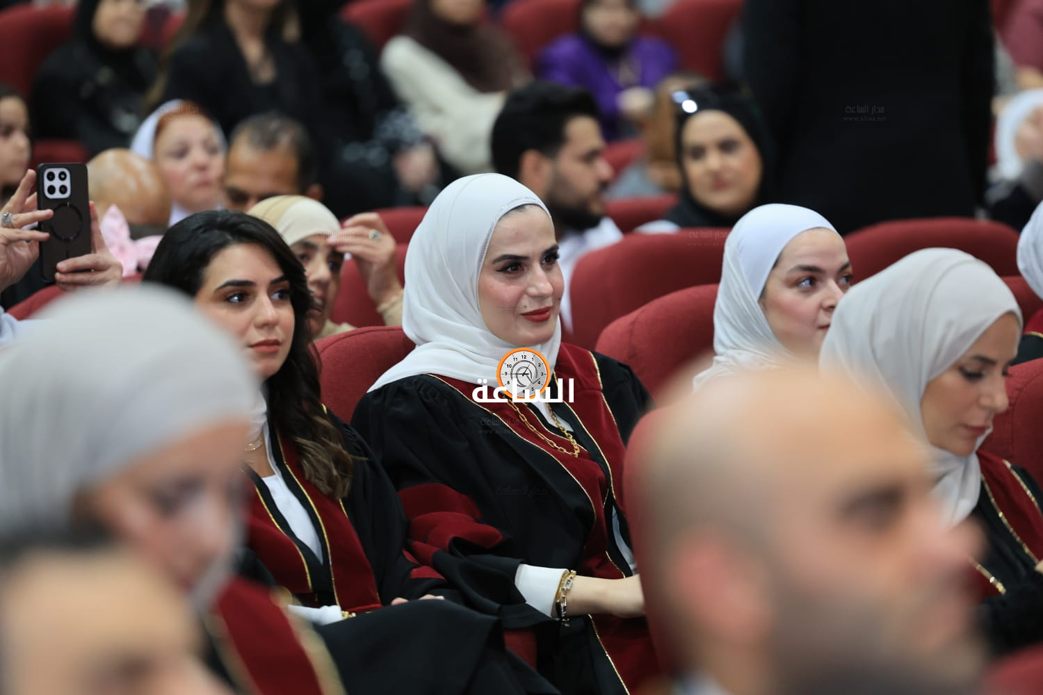 Madar Al-Saa Images 0.01037918994932141