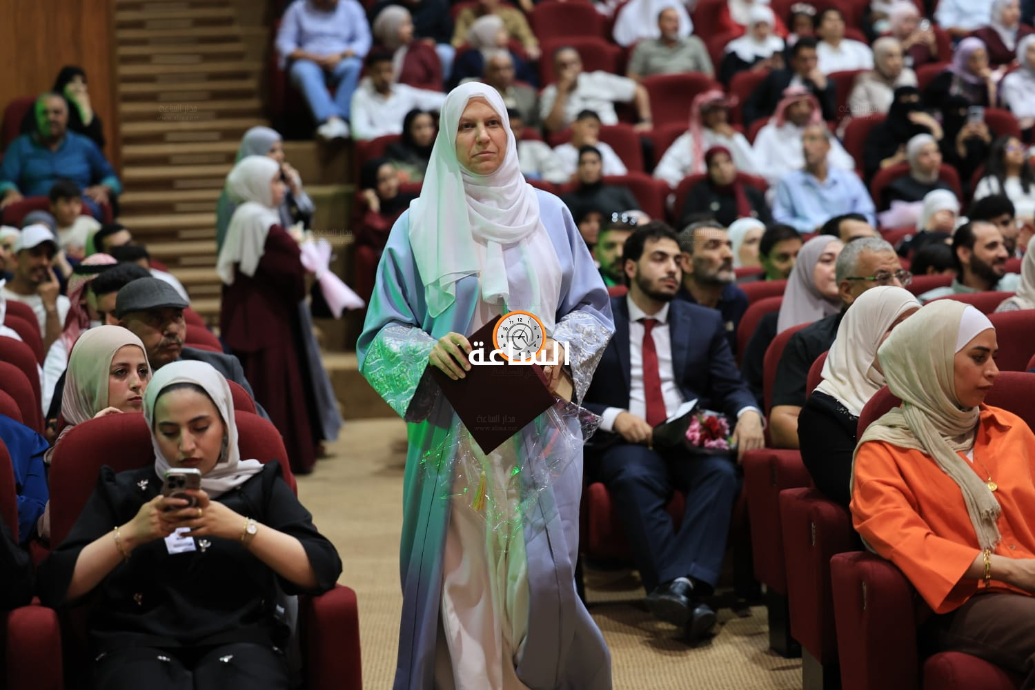 Madar Al-Saa Images 0.3772391549874474