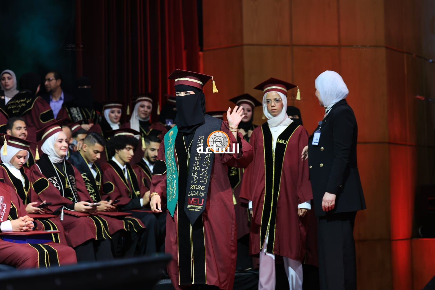 Madar Al-Saa Images 0.9939149019950222