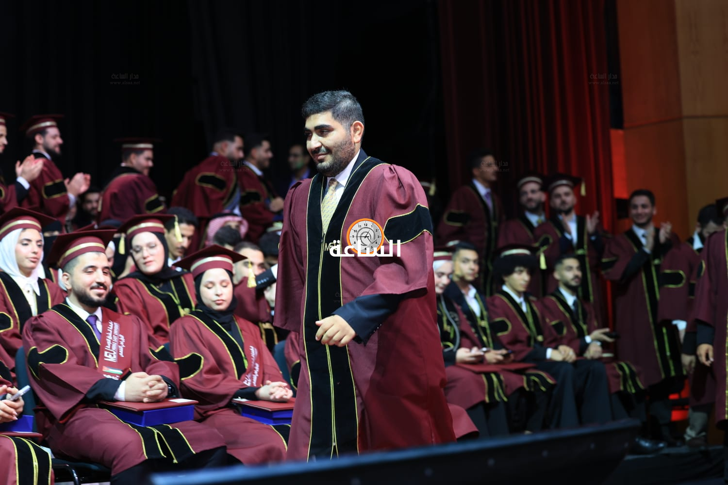 Madar Al-Saa Images 0.9341180348032465