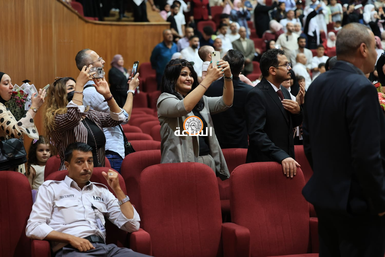 Madar Al-Saa Images 0.7863673127147489