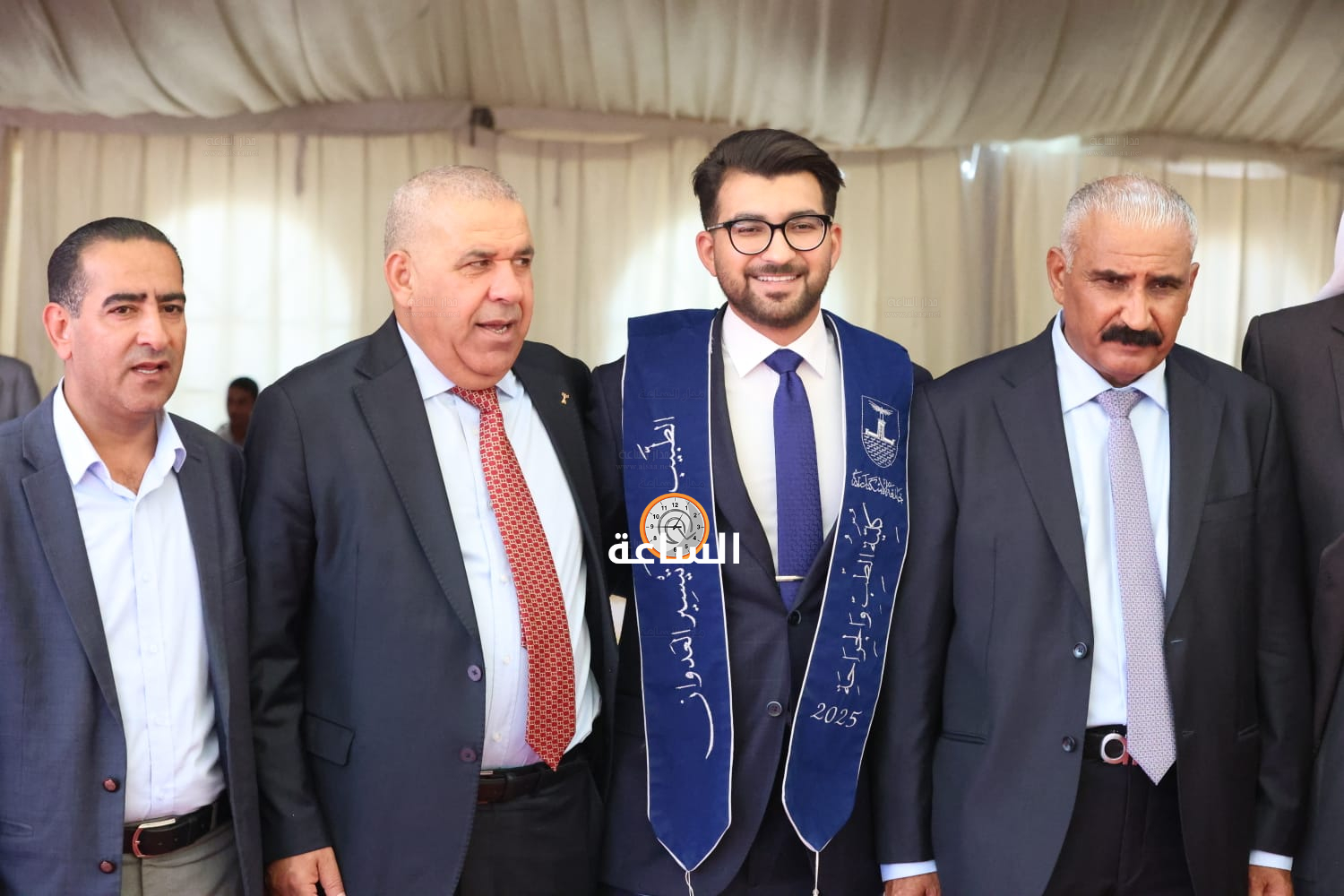 Madar Al-Saa Images 0.7029464112053971