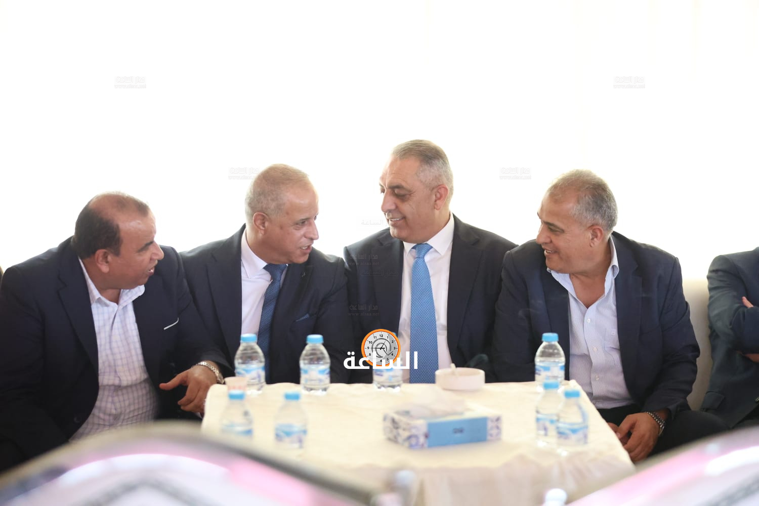 Madar Al-Saa Images 0.1569472198873627