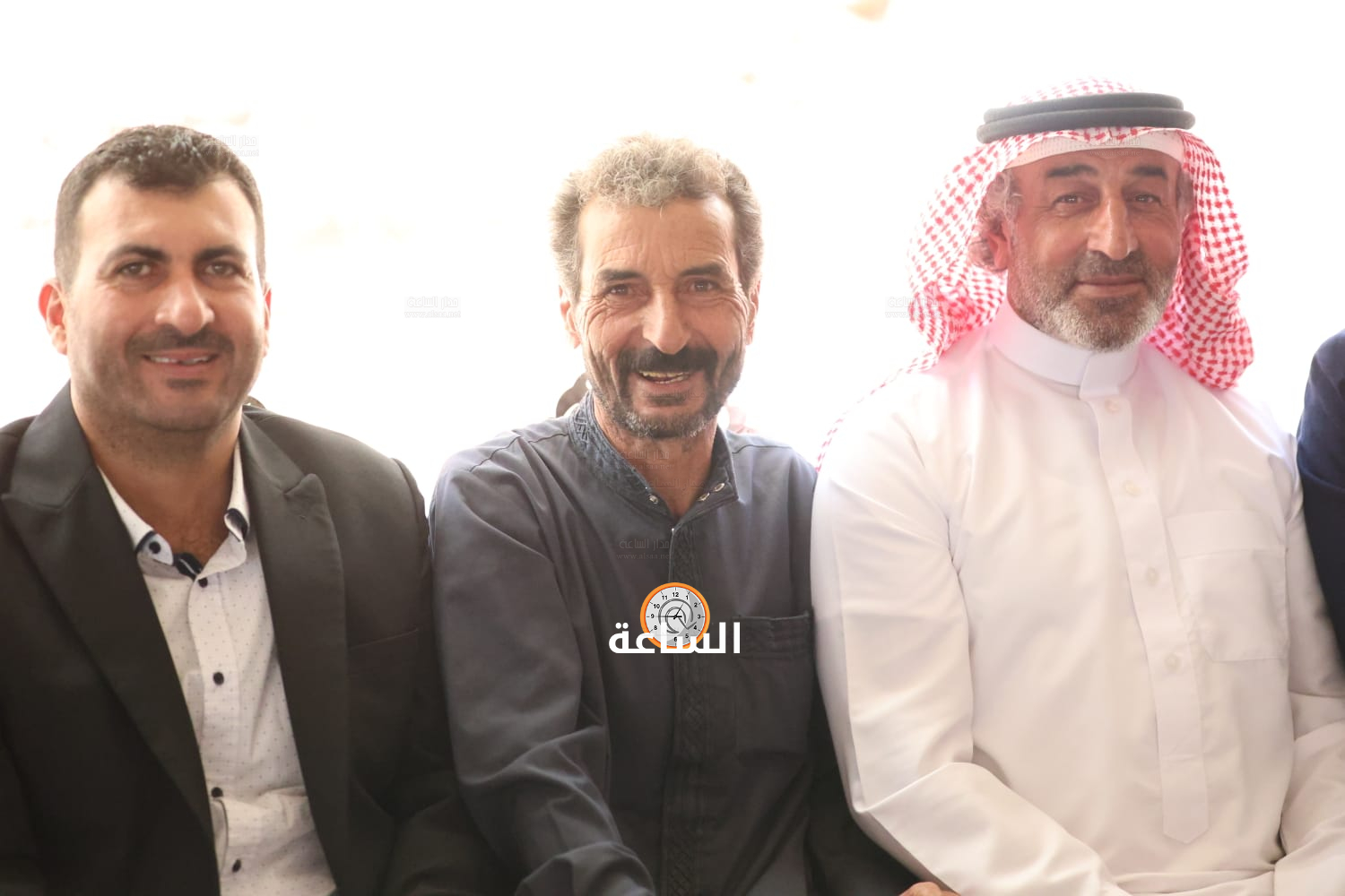 Madar Al-Saa Images 0.2617534571693