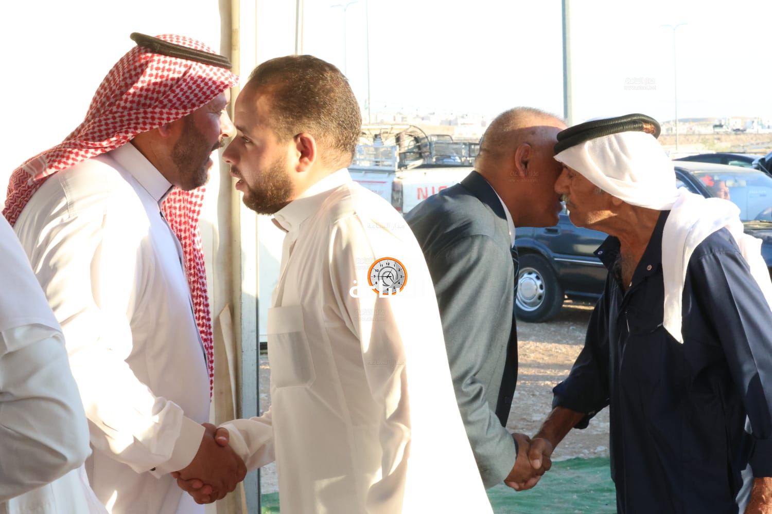 Madar Al-Saa Images 0.9576427684089197