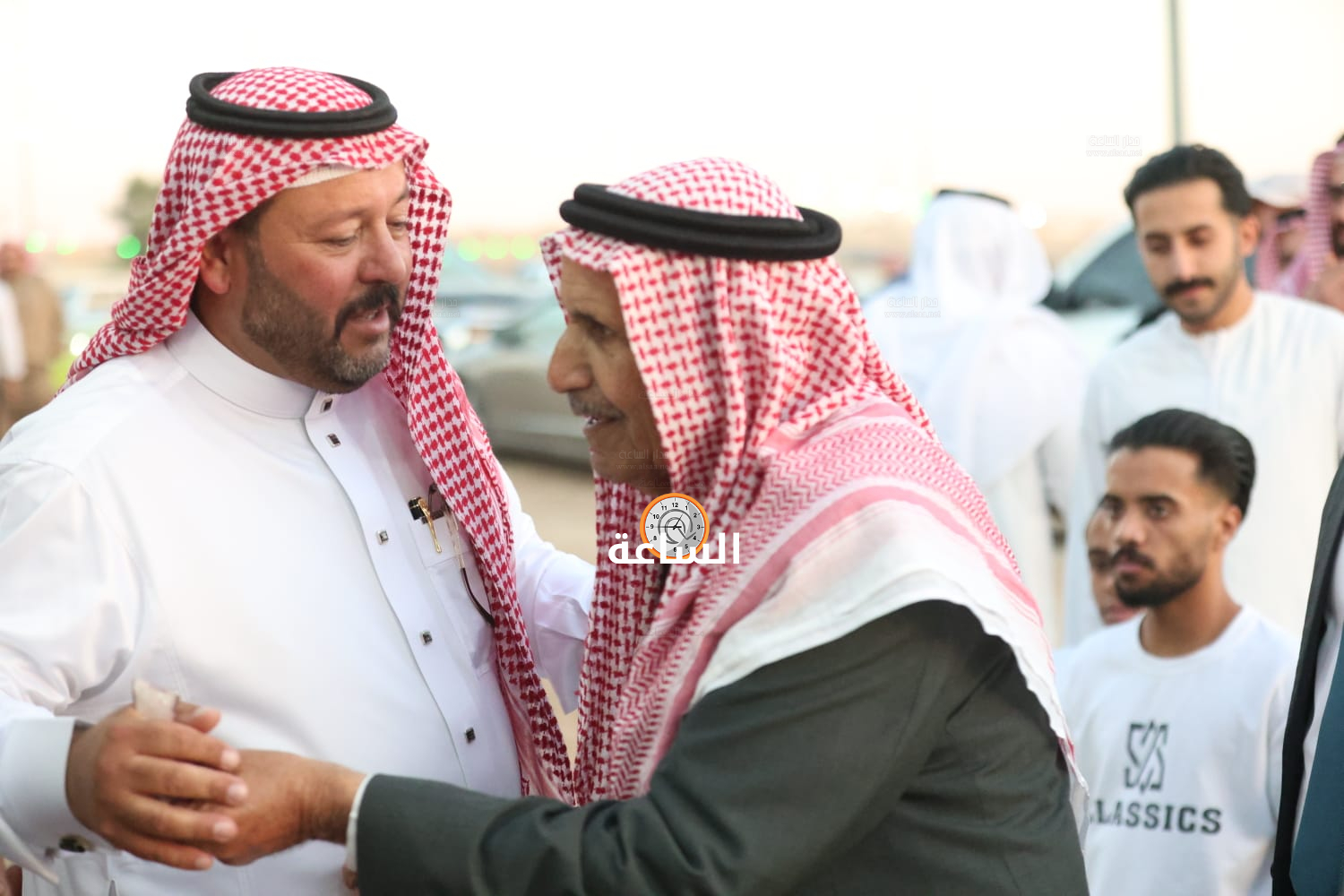 Madar Al-Saa Images 0.8430367860778627