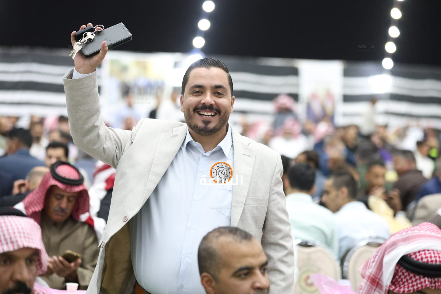 Madar Al-Saa Images 0.15419498882379867